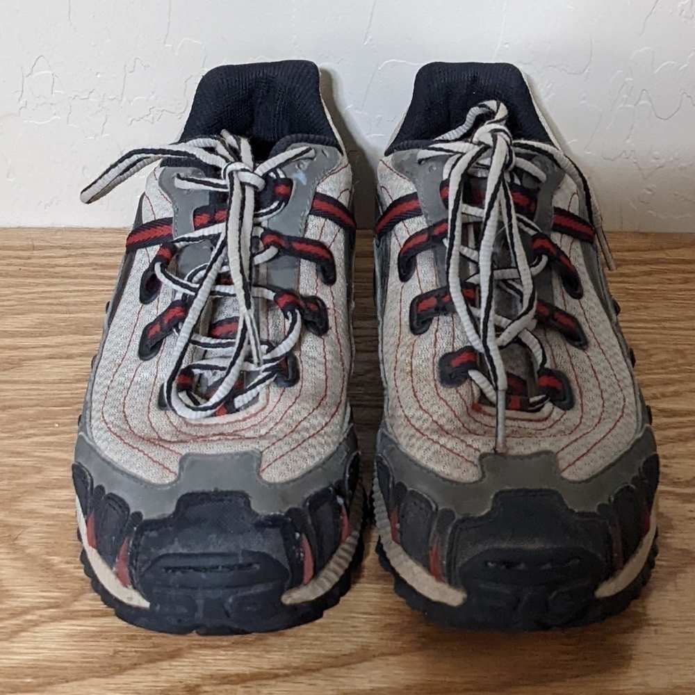 Teva Hiking Shoes - Picture 3 of 9